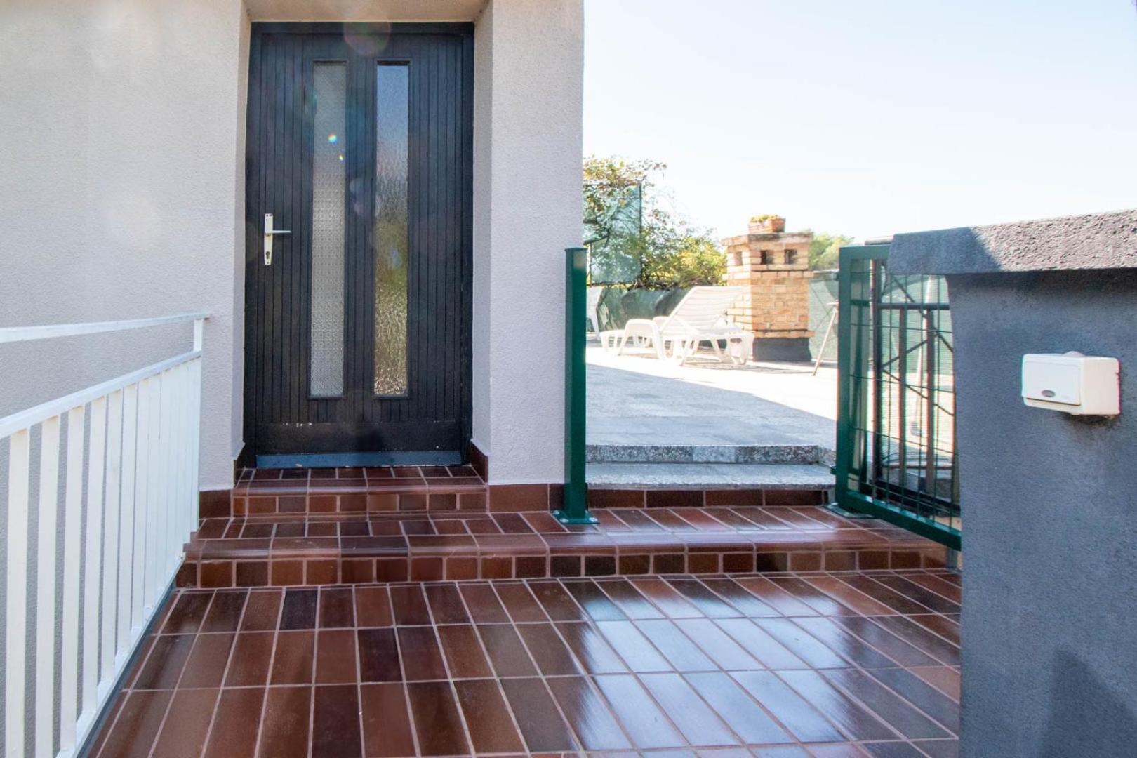 Villa Valkane Pet Friendly 150M From The Stunning Valkane Beach, City Indoor Pools-Fitness And City Mall 普拉 外观 照片